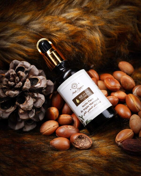 Organic Cosmetics Pure Moroccan Argan Oil Rich in Vitamin E